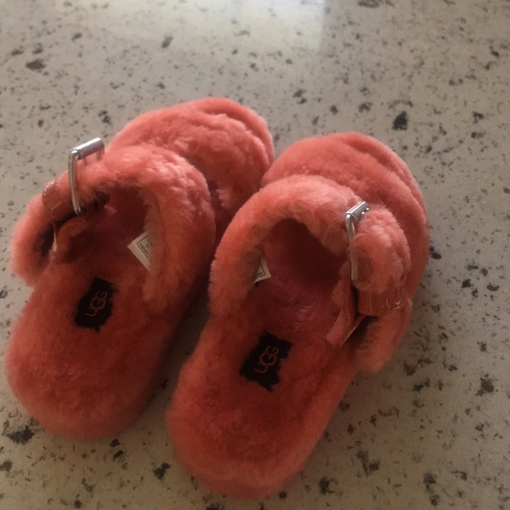 New!!! Ugg Yeah Slide Fuzz Slipper/Sandal. - image 5